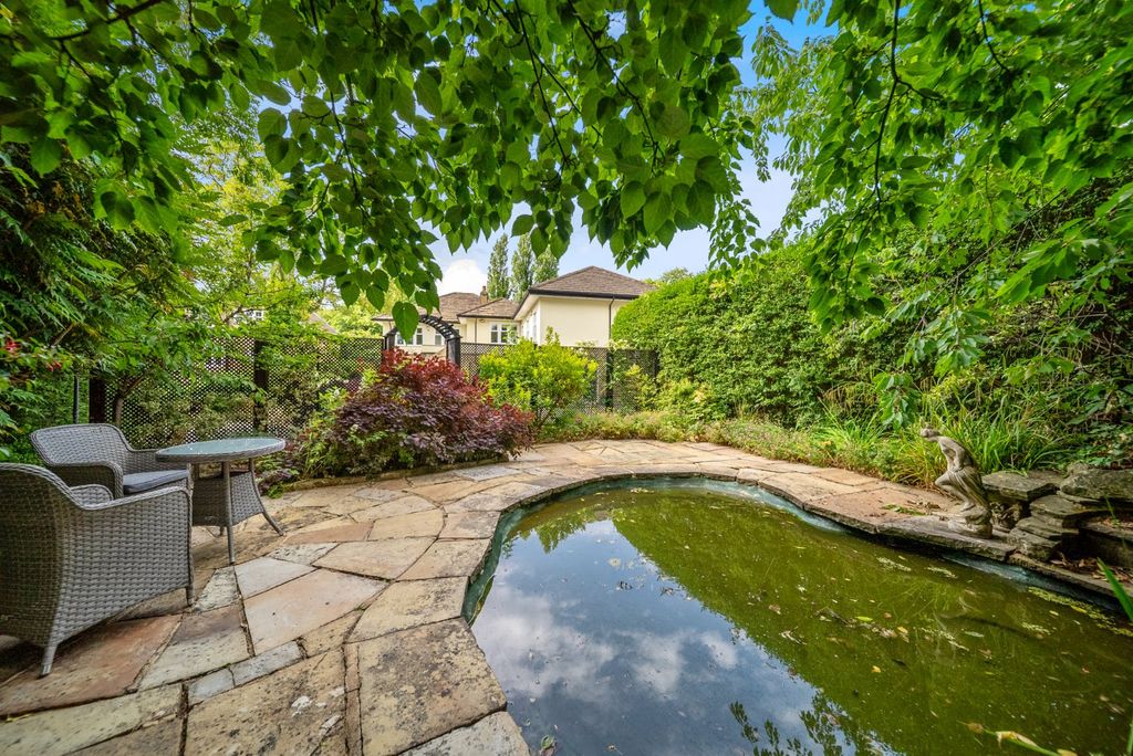 Additional image 27 of 6 bed detached house for saleLeeds Road, Idle, Bradford, West Yorkshire BD10