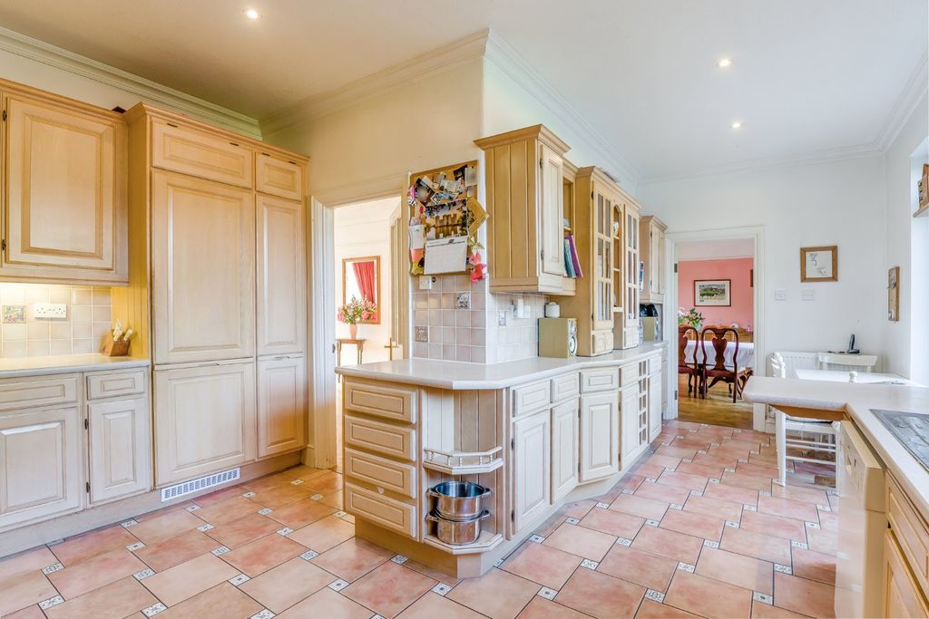 Additional image 7 of 7 bed detached house for saleBarrack Lane, Aldwick, West Sussex PO21