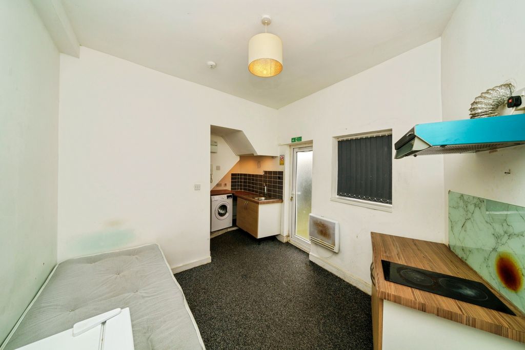Additional image 17 of 4 bed semi-detached house for saleKnowsley Road, Bootle L20