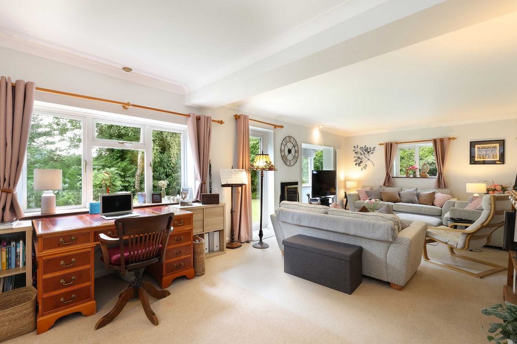 Additional image 9 of 5 bed country house for saleBlind Lane, Bourne End, Buckinghamshire SL8