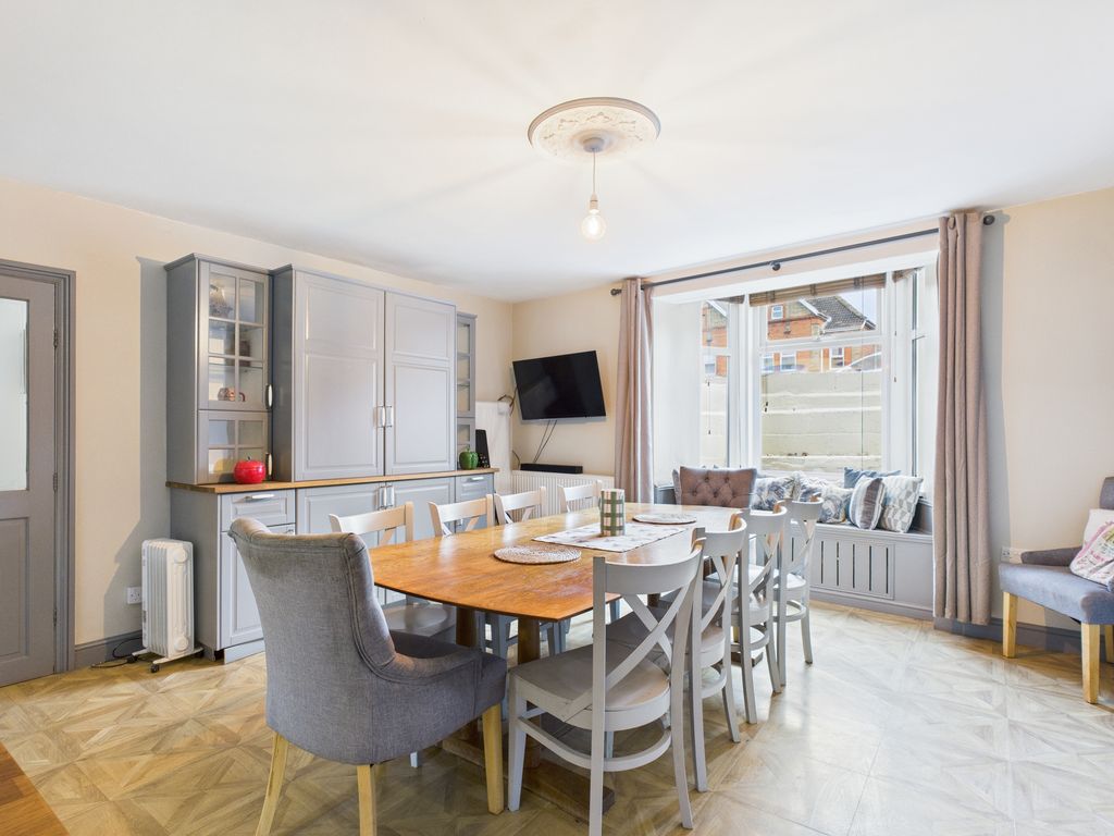 Additional image 8 of 5 bed semi-detached house for saleTaunton Road, Bridgwater TA6