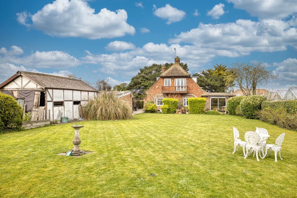 Additional image 12 of 3 bed detached house for saleGeorge Hill Road, Kingsgate, Broadstairs, Kent CT10
