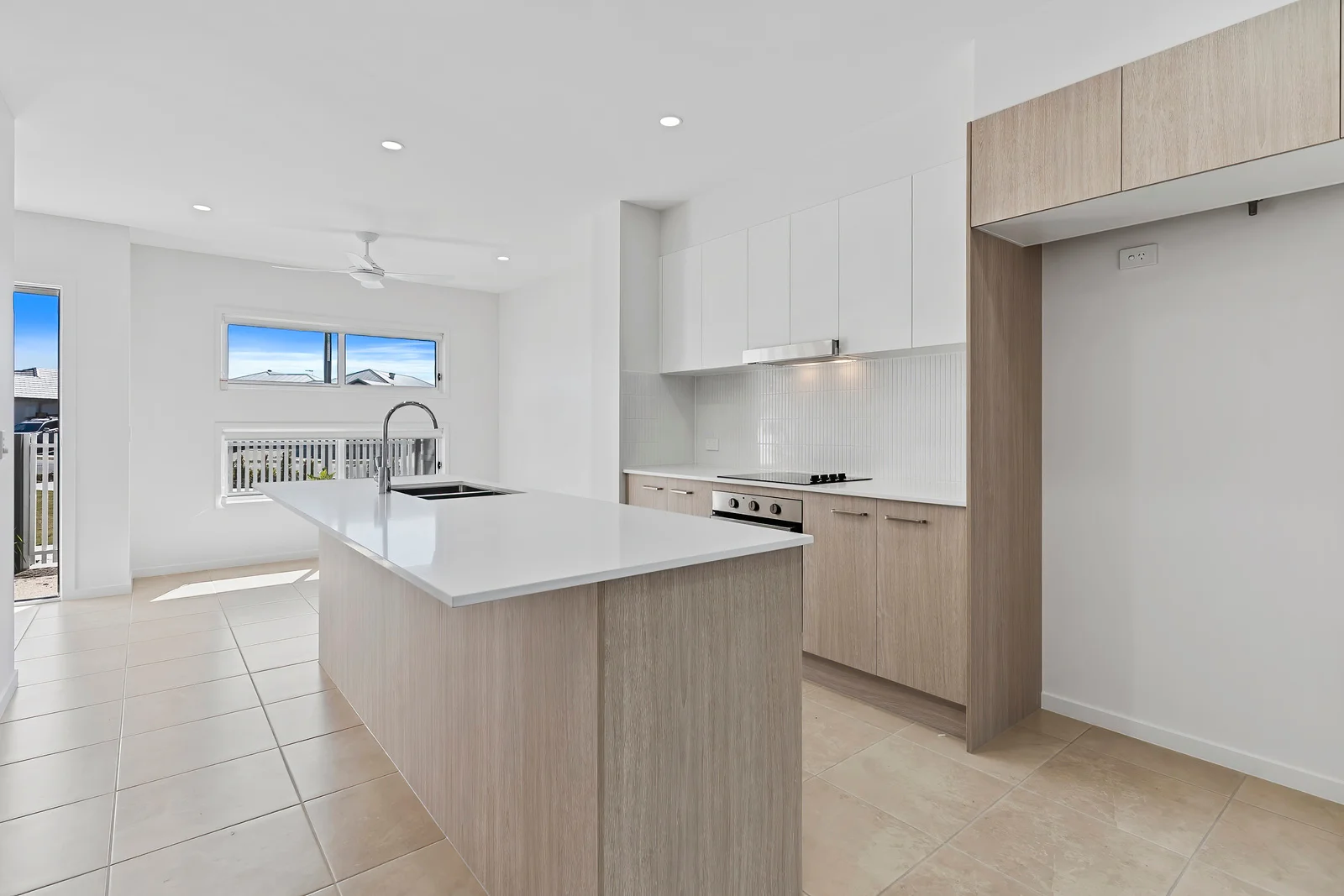 8 Bellthorpe La, Banya QLD 4551 photo 2
