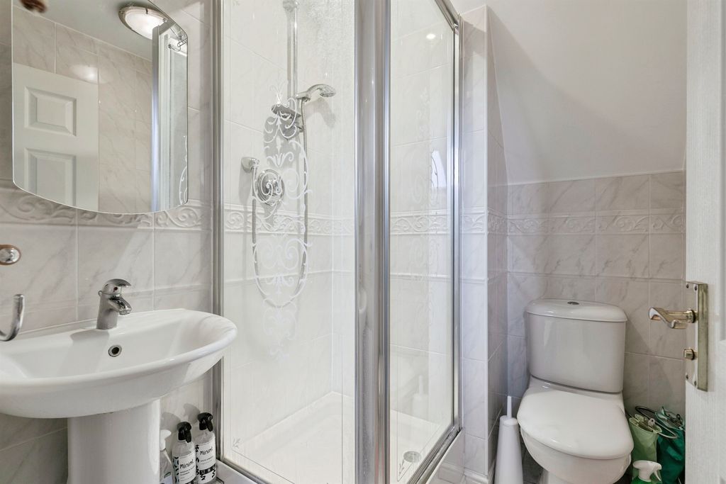 Additional image 15 of 6 bed detached house for saleApley Way, Lower Cambourne, Cambridge CB23