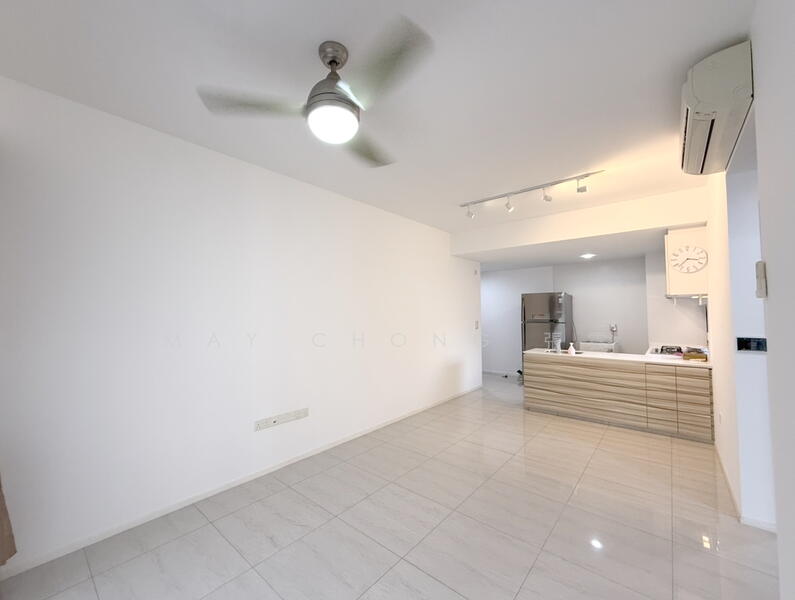 92 Punggol Central photo 3