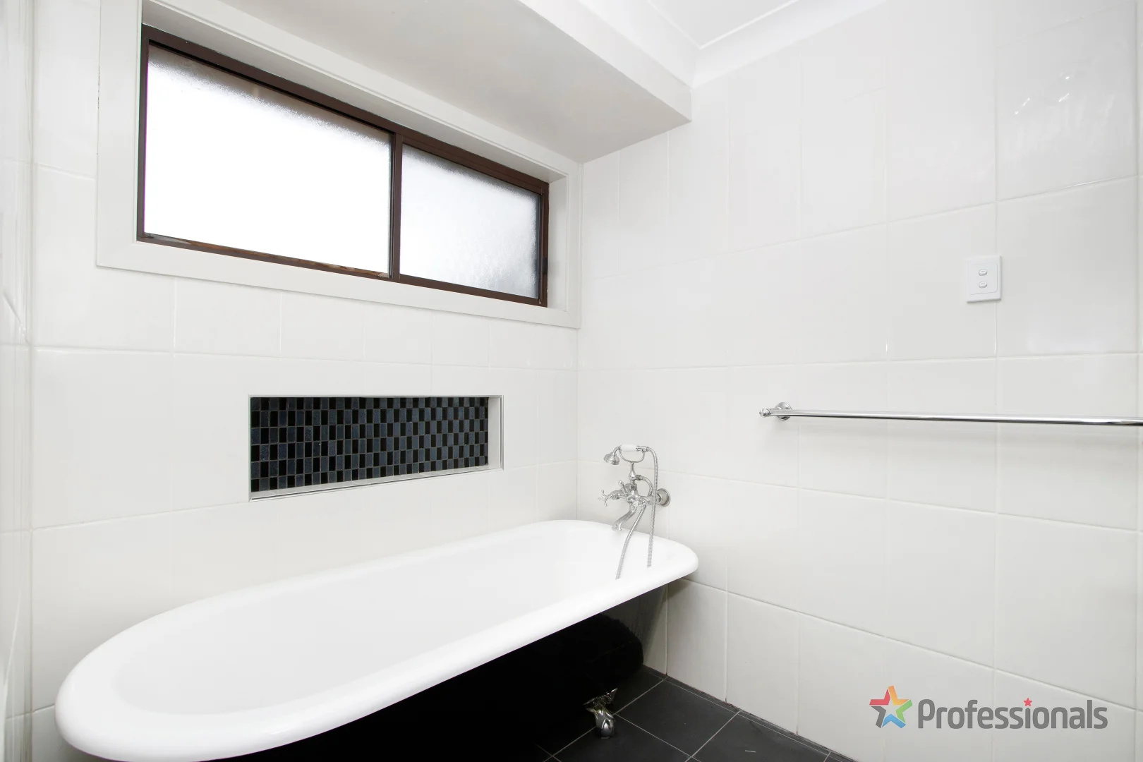 Additional image 2 of 9 Centura Crescent, Armidale NSW 2350
