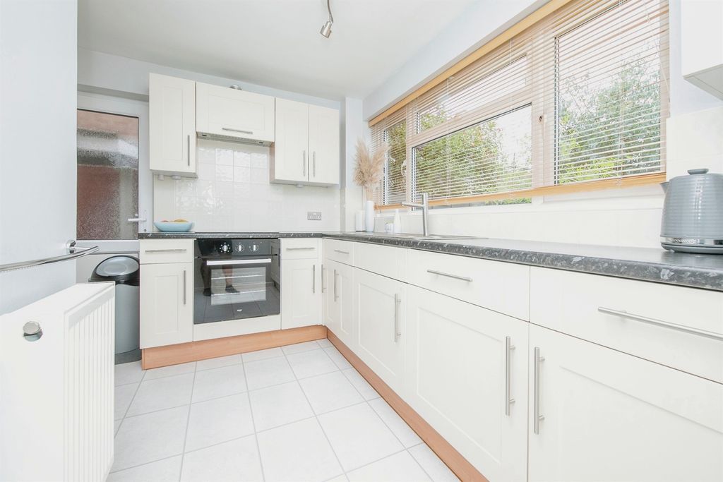 Additional image 3 of 3 bed detached house for saleSt. Johns Close, Colchester CO4