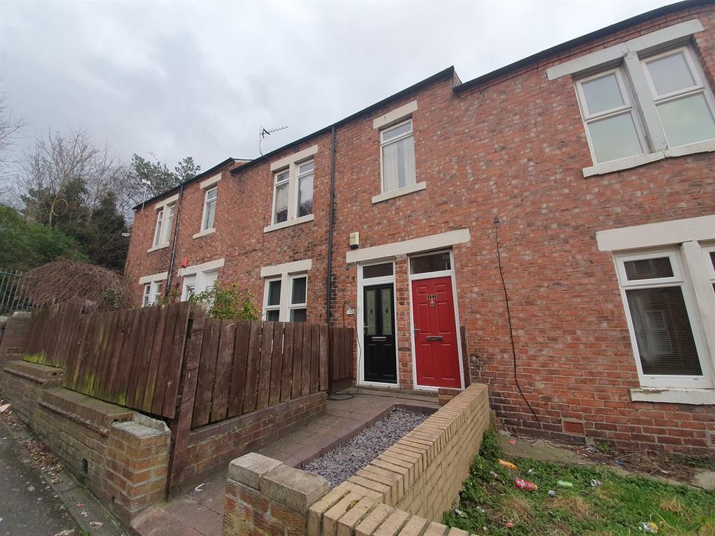 2 bed flat for saleDenwick Avenue, Lemington NE15