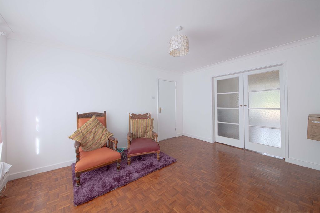 Additional image 4 of 3 bed detached house for saleHavelock Road, Maidenhead SL6