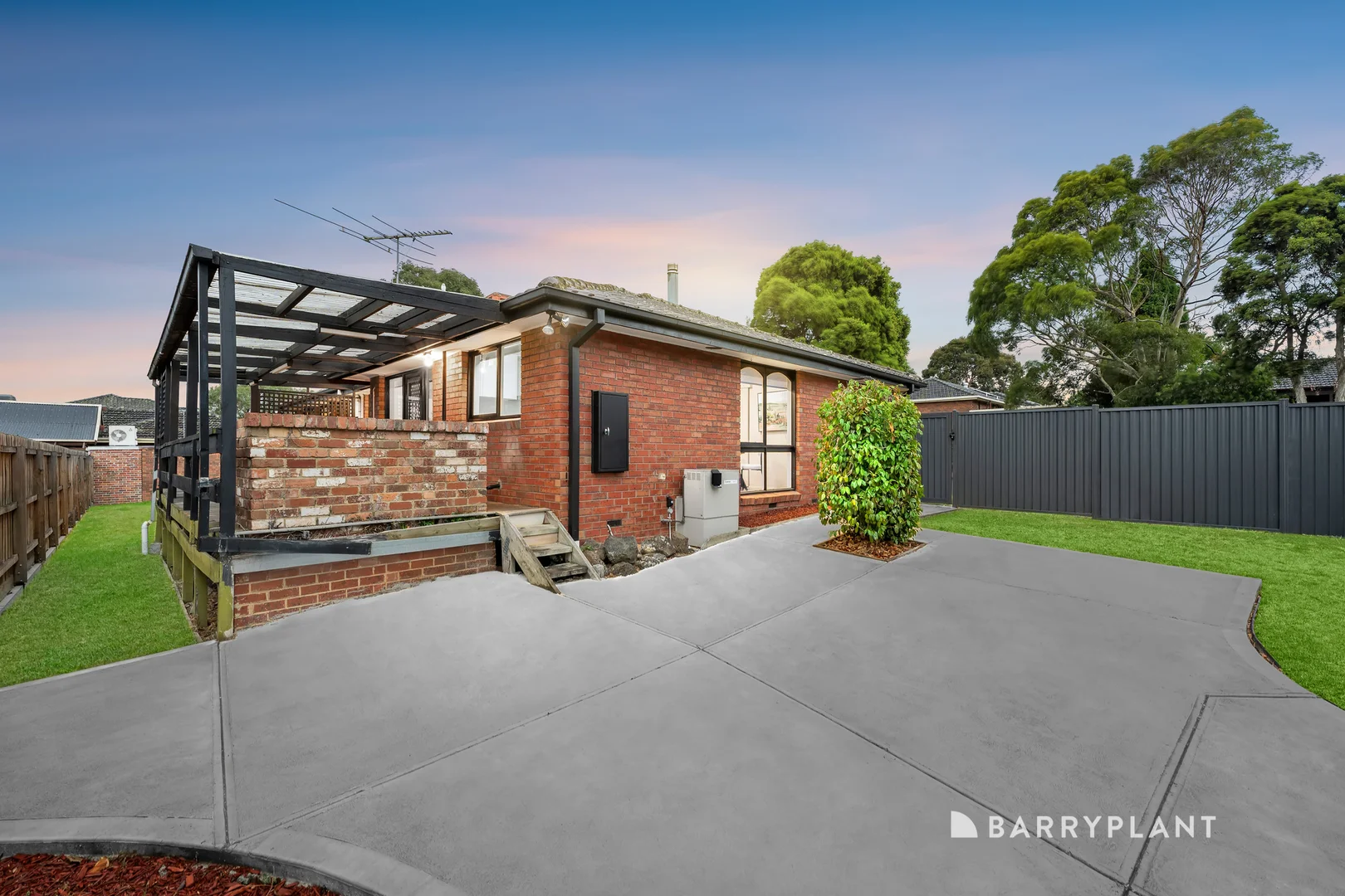 Additional image 12 of 2 Taunton Crescent, Scoresby VIC 3179