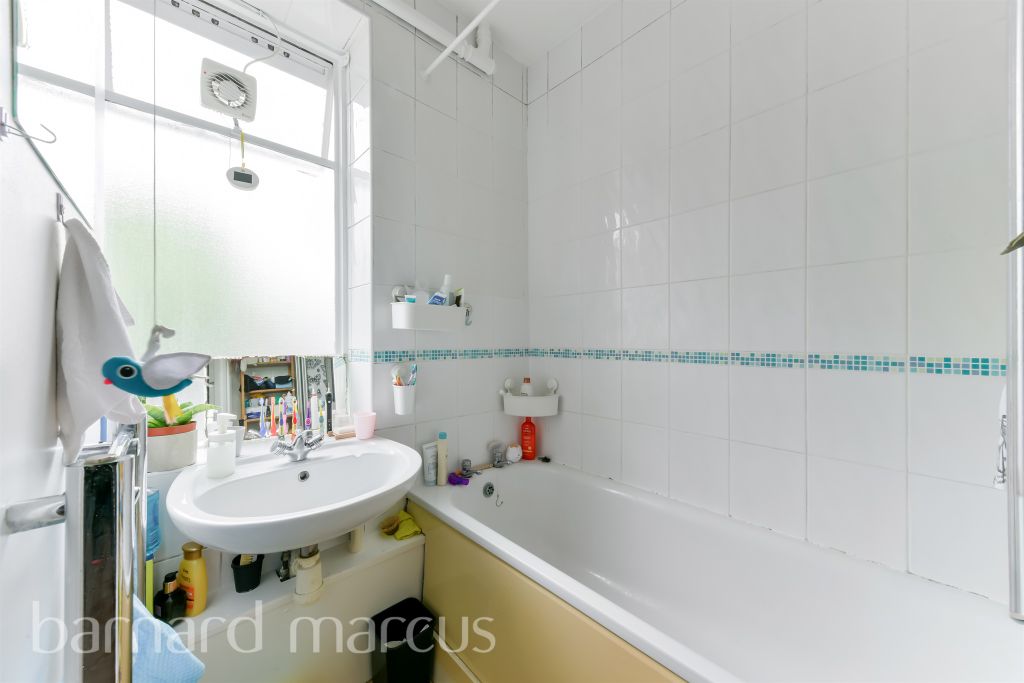 Additional image 7 of 2 bed flat for saleVermont Road, London SW18
