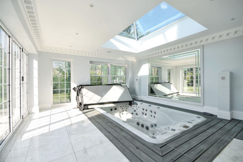 Additional image 9 of 6 bed detached house for saleHeronway, Hutton, Brentwood CM13