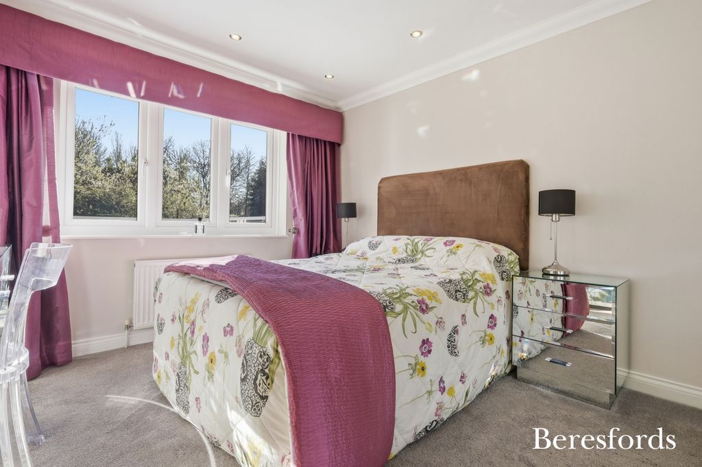 Additional image 18 of 4 bed detached house for saleGrove Orchard, Braintree CM7