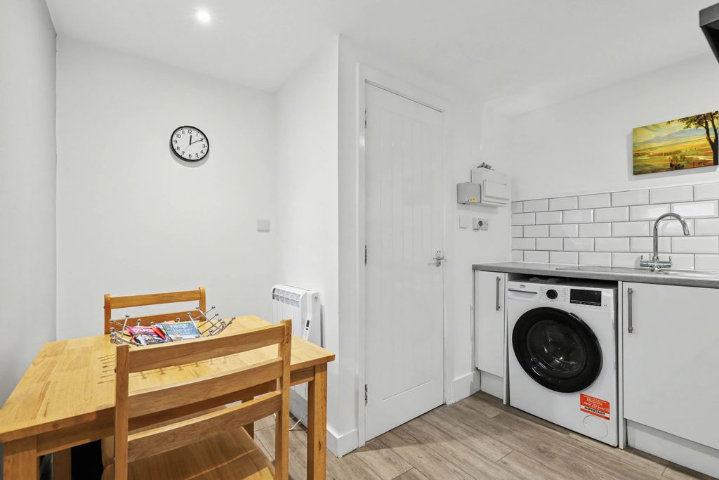 Additional image 11 of 5 bed flat for saleFive Flats, Abingdon Road, Oxford OX1