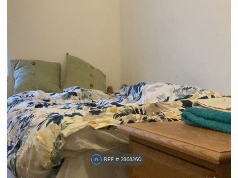 Rosehill Terrace, Swansea SA1, Room to rent