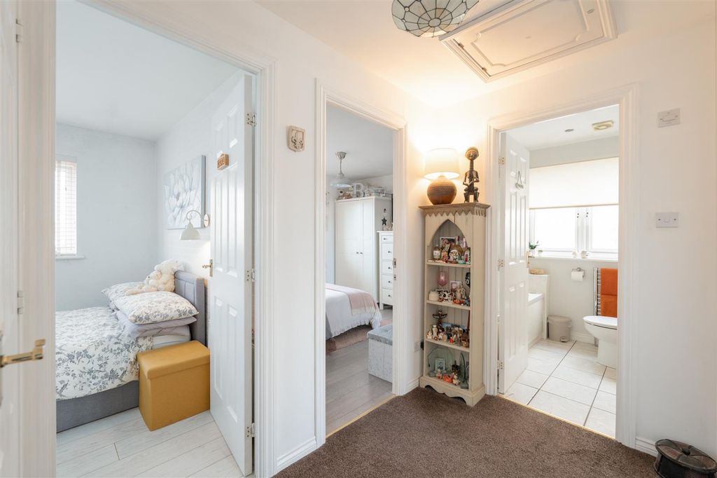 Additional image 12 of 3 bed detached house for sale83 Hallydown Crescent, Eyemouth TD14
