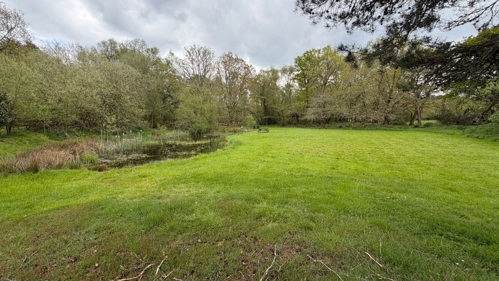 Land for saleLions Hill Way, Ashley Heath, Ringwood BH24