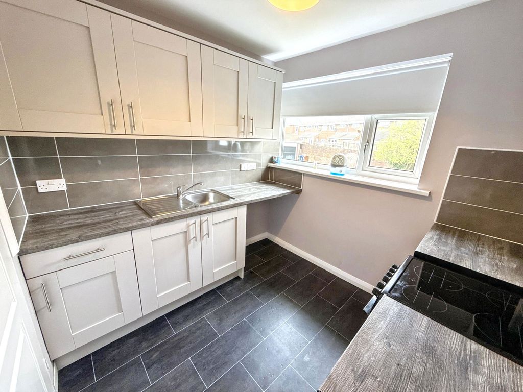 Additional image 5 of 2 bed flat for saleFarnham Close, Lemington, Newcastle Upon Tyne NE15