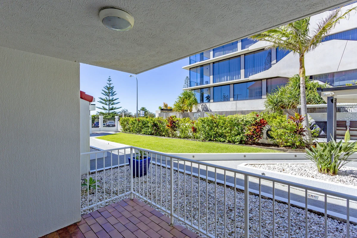 2/300 The Esplanade, Miami QLD 4220