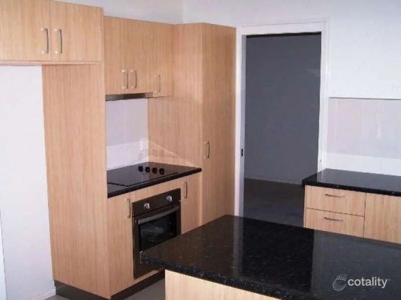 16/142-146 Elizabeth, Urangan QLD 4655