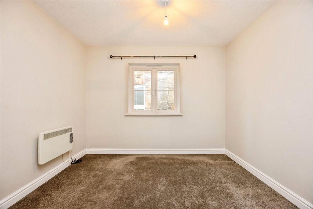 Additional image 16 of 3 bed maisonette for saleCastle Hill Court, Cross Lane, Bodmin, Cornwall PL31