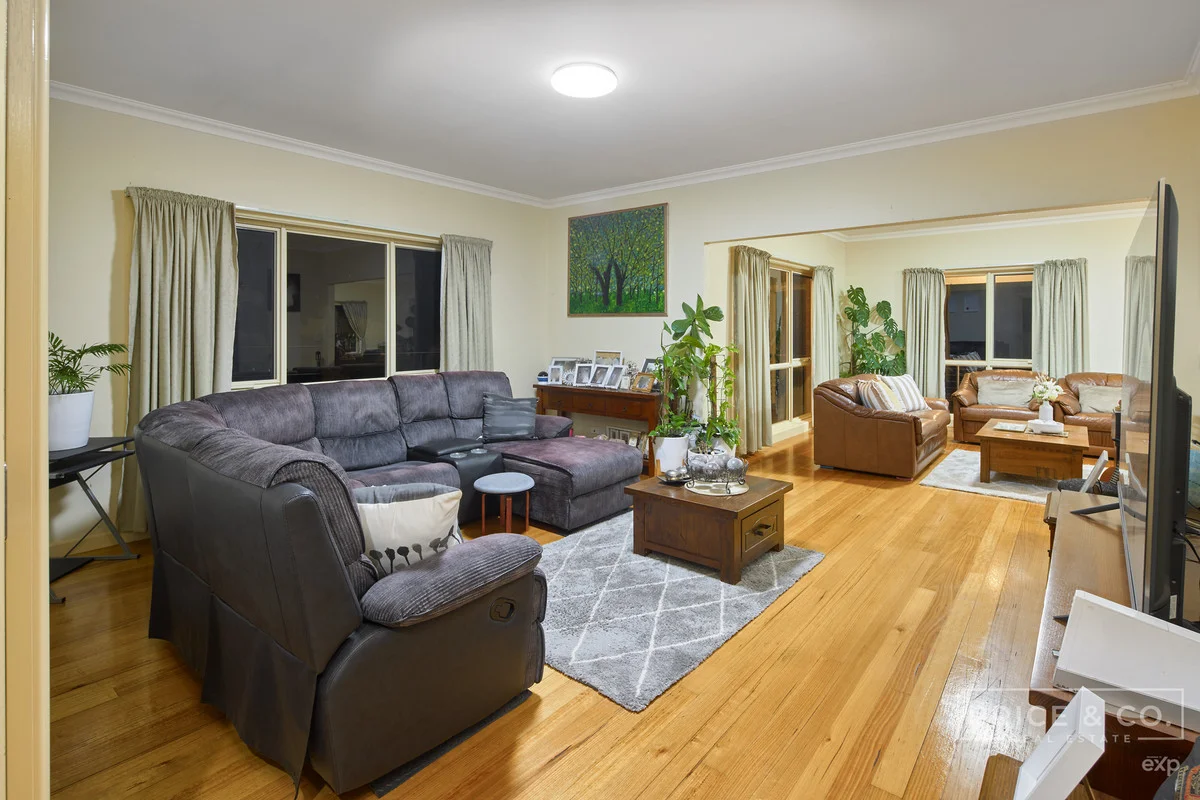 Additional image 5 of 7-9 Warralong Court, Leongatha VIC 3953