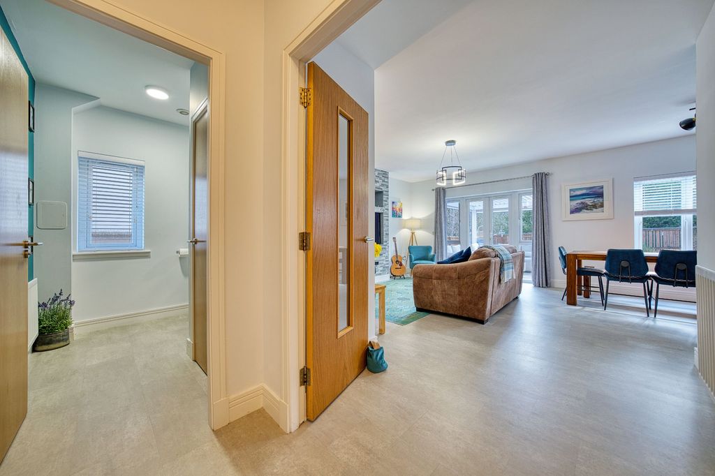 Additional image 4 of 6 bed detached house for saleWellshaw View, Hamilton ML3