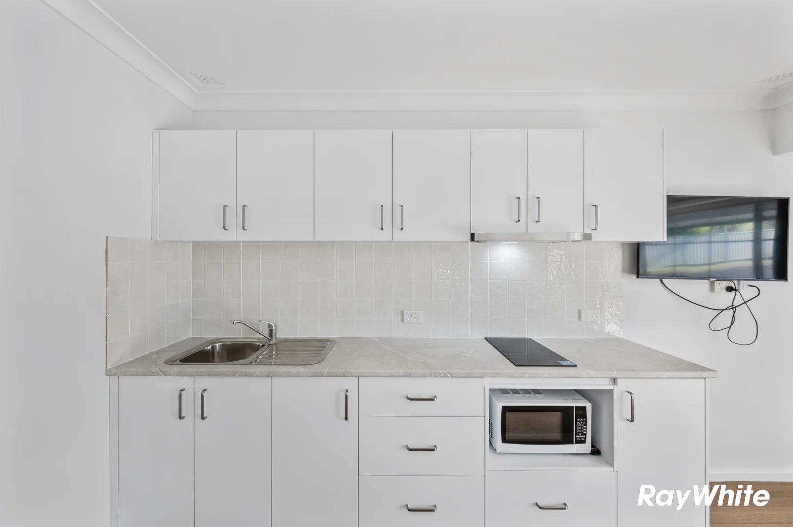 Additional image 4 of 2/13 Princes Highway, Ulladulla NSW 2539