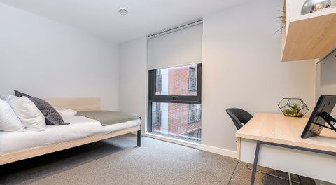 West Street, Sheffield S1, Room to rent
