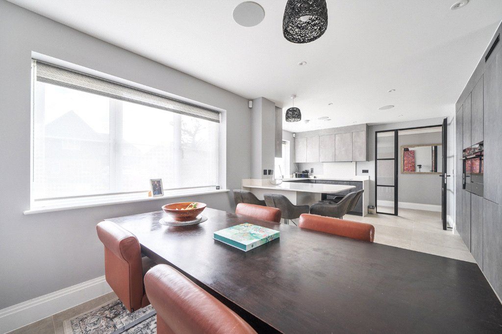 Additional image 14 of 3 bed semi-detached house for saleBridle Close, Borehamwood, Hertfordshire WD6