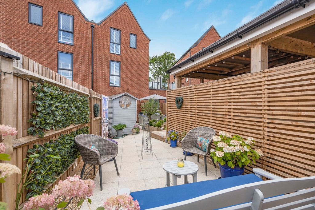 Additional image 31 of 4 bed link detached house for saleMulberry Walk, Bordon GU35