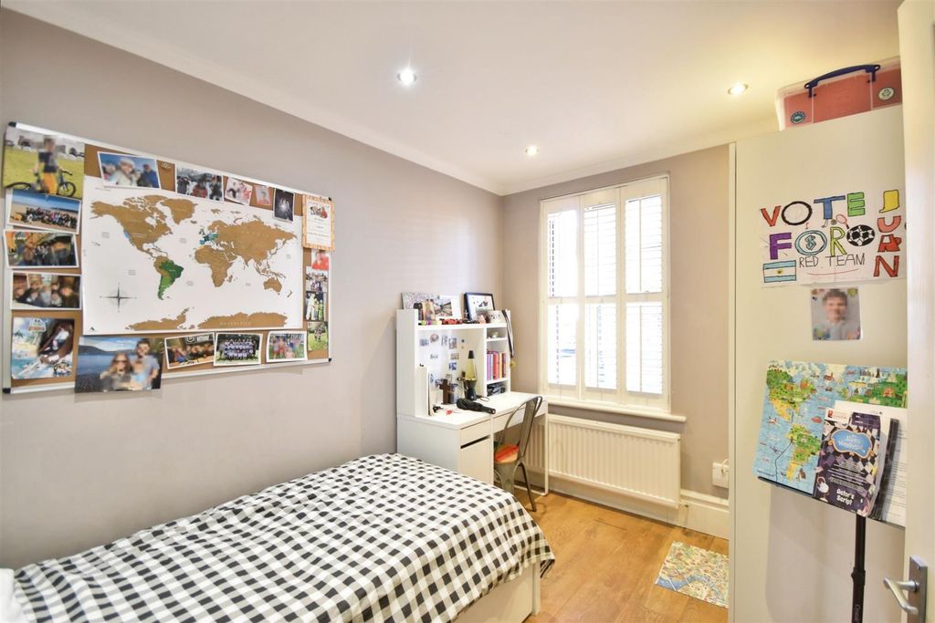 Additional image 8 of 4 bed town house for saleThe Butts, Brentford TW8