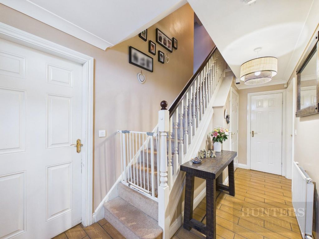 Additional image 9 of 5 bed detached house for saleWaterdale Close, Bridlington YO16