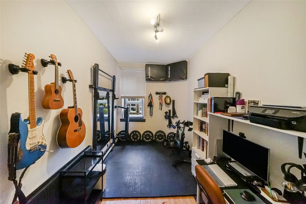 Additional image 16 of 3 bed flat for saleCastle Court, Stirling, Stirlingshire FK8
