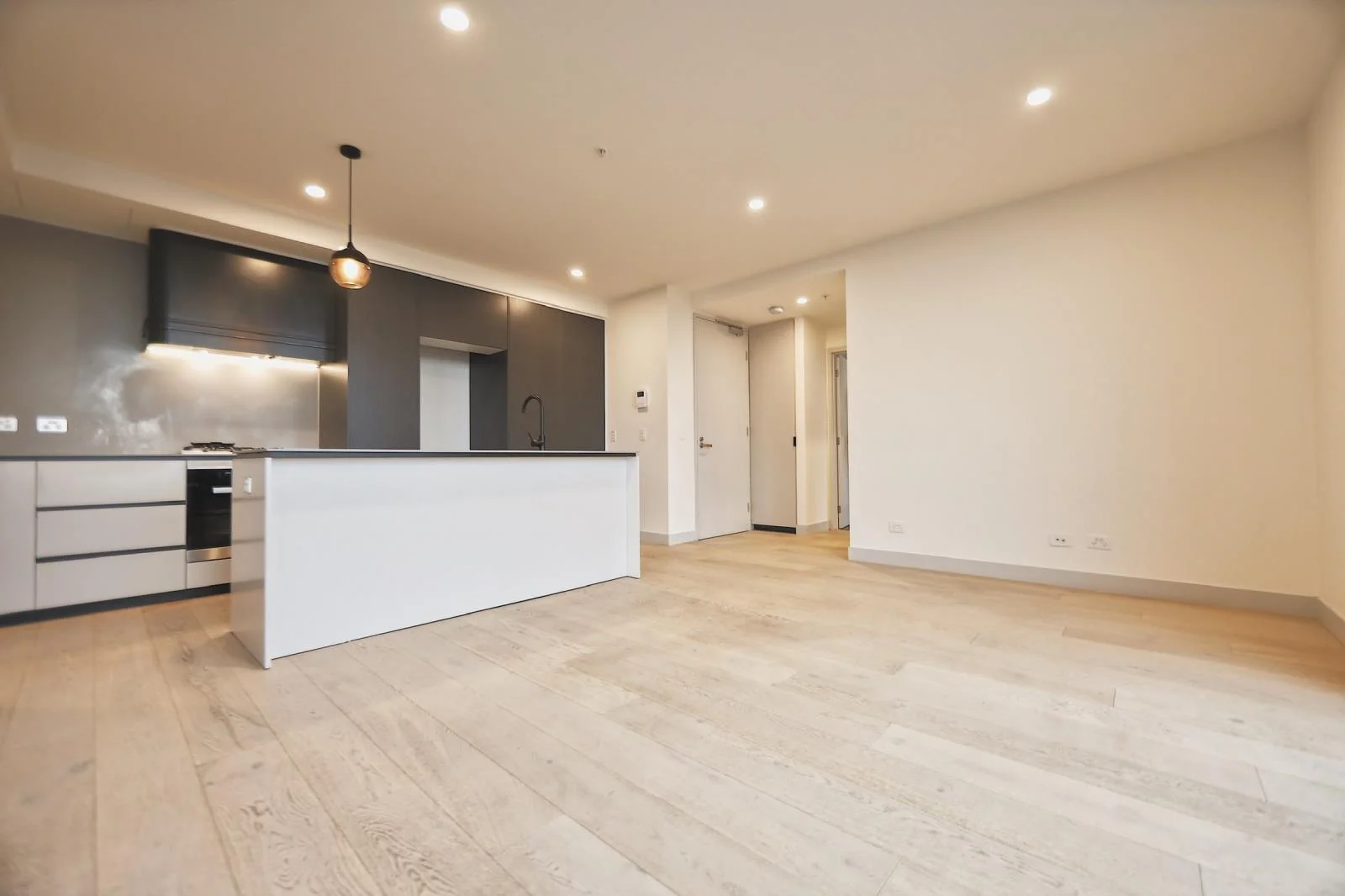 Additional image 2 of 704/33 Judd Street, Richmond VIC 3121