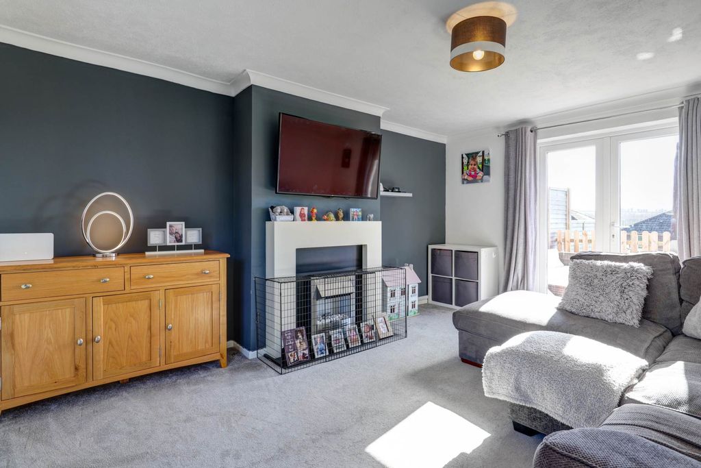 Additional image 3 of 2 bed terraced house for saleElizabeth Road, Blandford Forum DT11