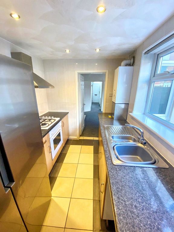 2 bed flat for saleArnold Street, Boldon Colliery NE35 photo 4