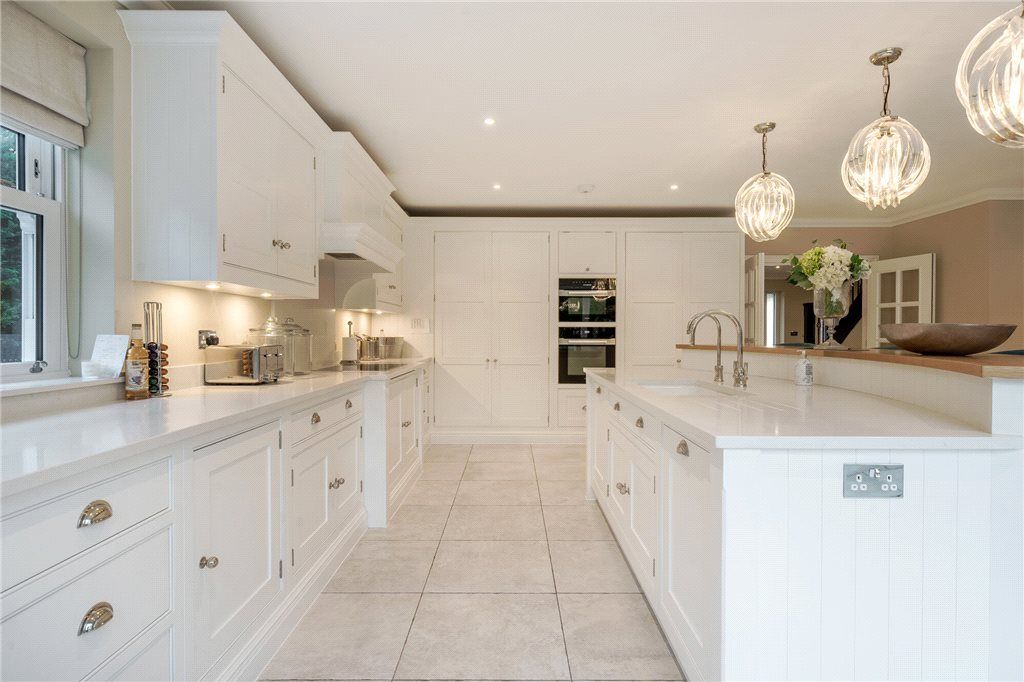 Additional image 8 of 6 bed detached house for salePlaistow Lane, Bromley BR1