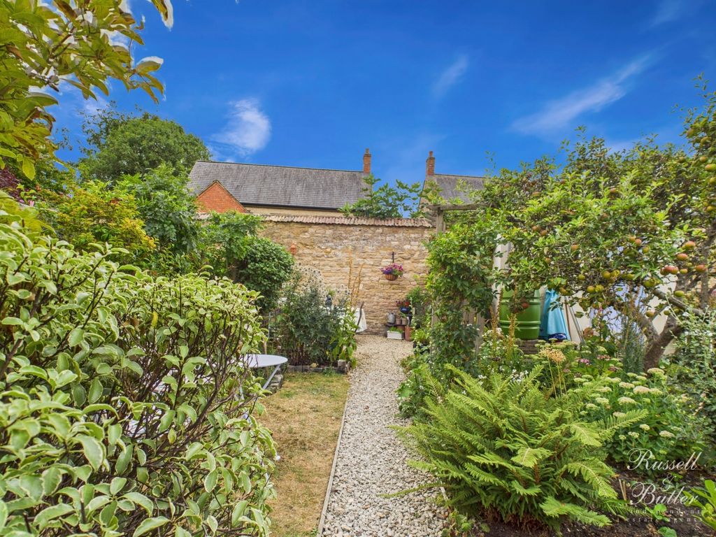 Additional image 18 of 2 bed cottage for saleChurch Road, Brackley NN13