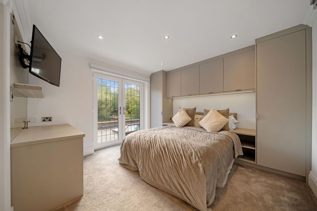 Additional image 31 of 5 bed detached house for saleDivision Lane, Blackpool FY4