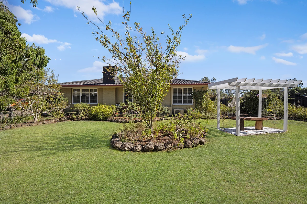 41 Scales Street, Penshurst VIC 3289