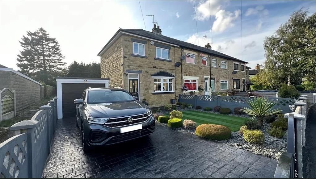 2 bed town house for saleMount Grove, Bradford BD2