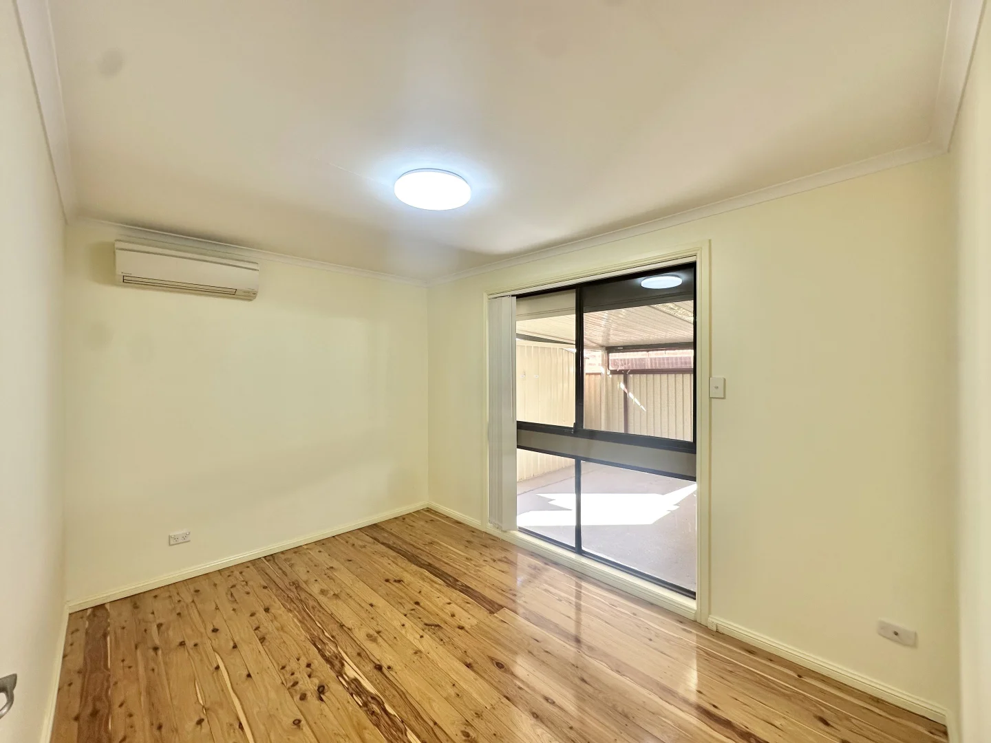 Additional image 8 of 4 Murrumbidgee St, Bossley Park NSW 2176