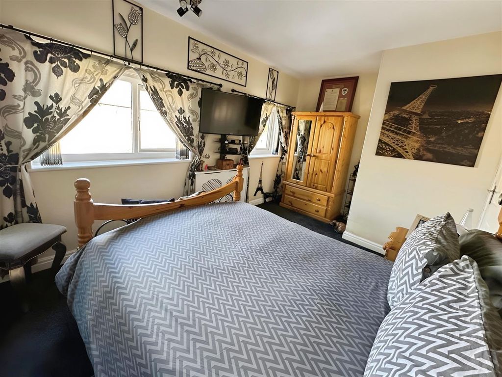 Additional image 20 of 2 bed town house for saleMount Grove, Bradford BD2