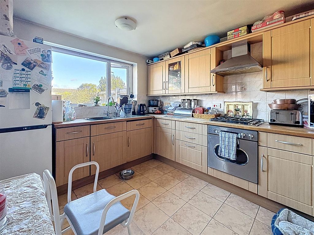 Additional image 6 of 3 bed semi-detached house for saleChurch Lane, Sigglesthorne, Hull HU11