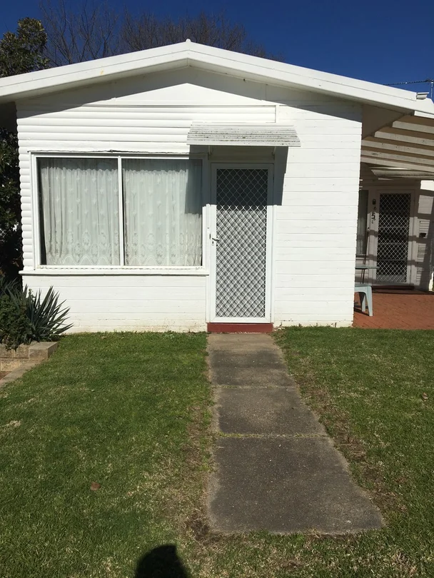 4/8-10 Robertson Street, Tumut NSW 2720