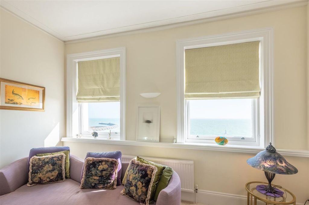 Additional image 8 of 3 bed flat for saleArundel Terrace, Brighton BN2