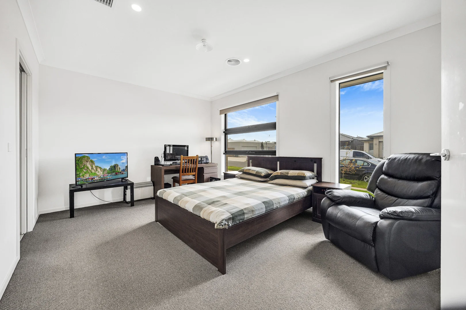 Additional image 14 of 10 Sparland Street, Manor Lakes VIC 3024