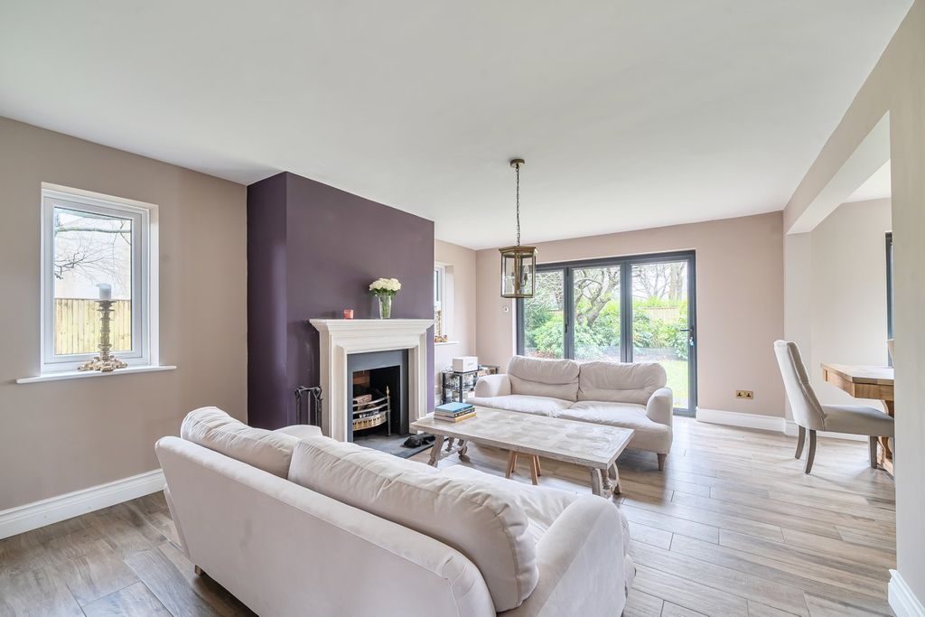 Additional image 5 of 3 bed chalet for saleLyndhurst Road, Brockenhurst SO42
