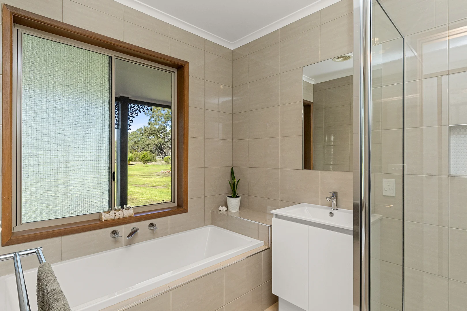 Additional image 14 of 20 Noarana Drive, Benalla VIC 3672